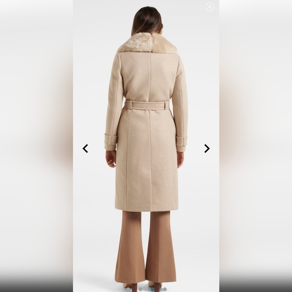 Forever new Fur coat excellent condition hardly worn - Picture 3 of 5